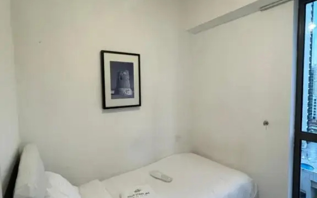 Four Stars Dubai Marina JBR