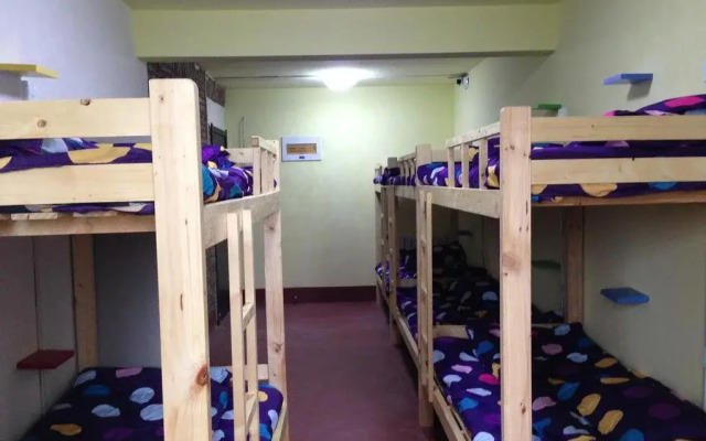 Huakai Shijian Youth Hostel