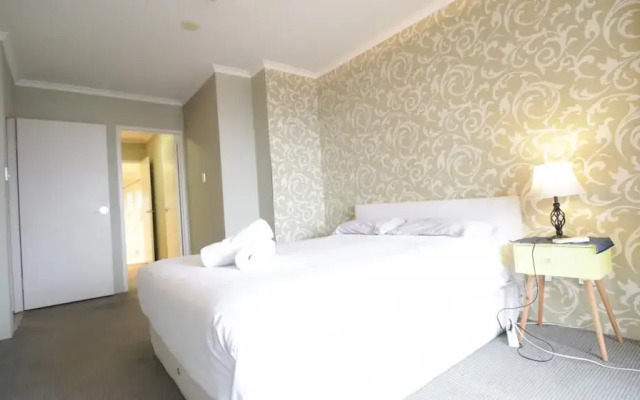 Master Room With Bays View Near Darling Harbour