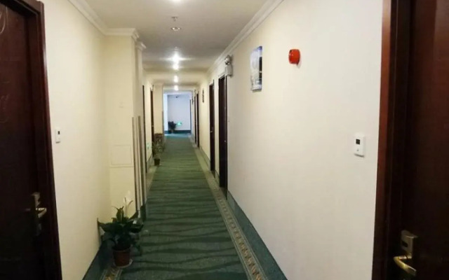 Green Tree Inn Nanjing Dachang Xinhua Road Express Hotel