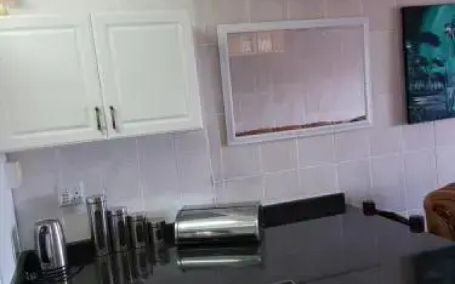 Beach frond apartment