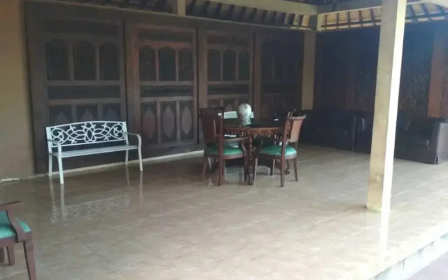 Villa Taman Sari