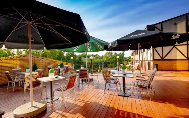 Hotel500 Tarnowo Podgorne