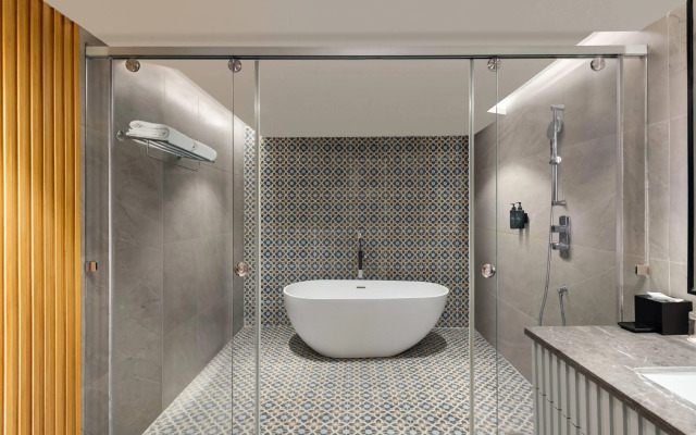 Ramada Encore By Wyndham Rajbagh Srinagar