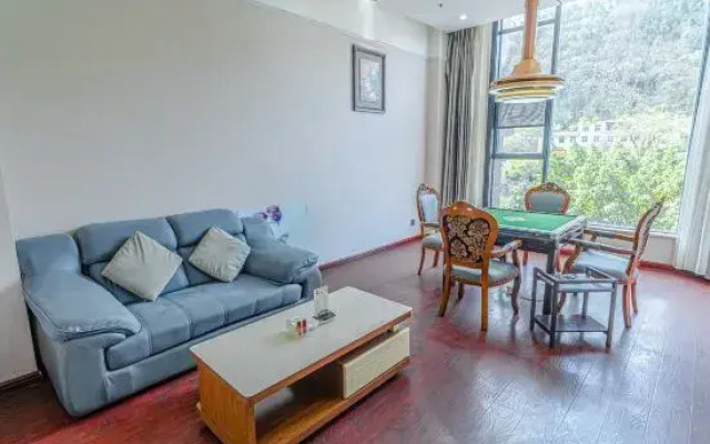 Lindu Hotel