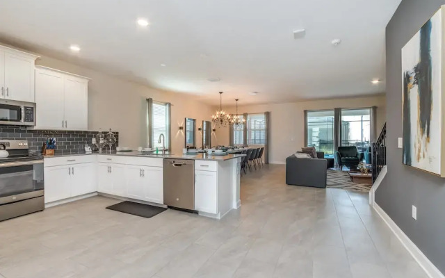 4586 Narrative Ln