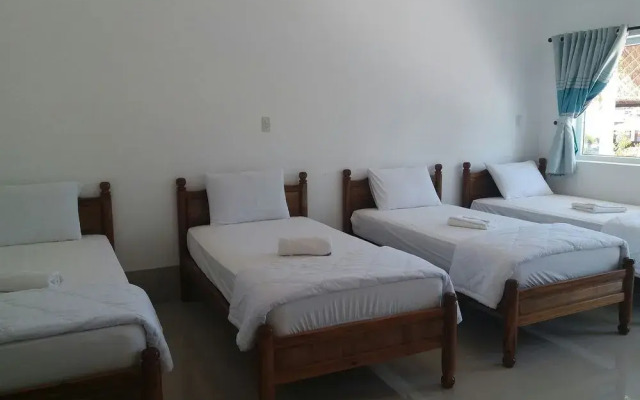 Bien Dua Backpacker Hotel