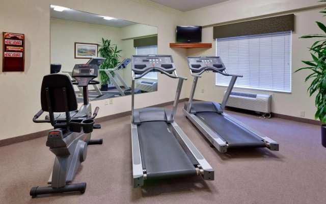 Country Inn & Suites by Radisson, Fresno North, CA