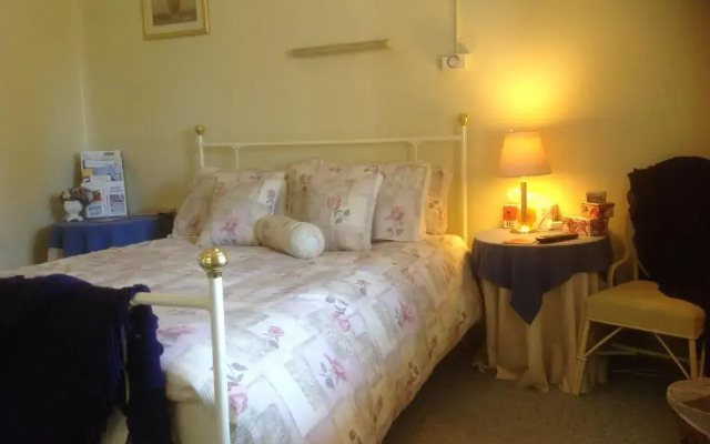 Chinnock B&B