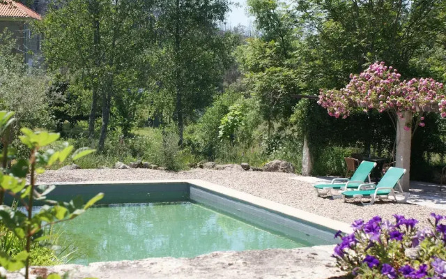 Semi-detached Home in Covas With Shared Pool
