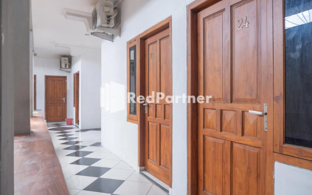 OYO 2669 Crown Residence