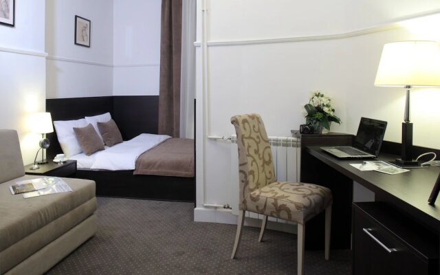 Booking Rooms