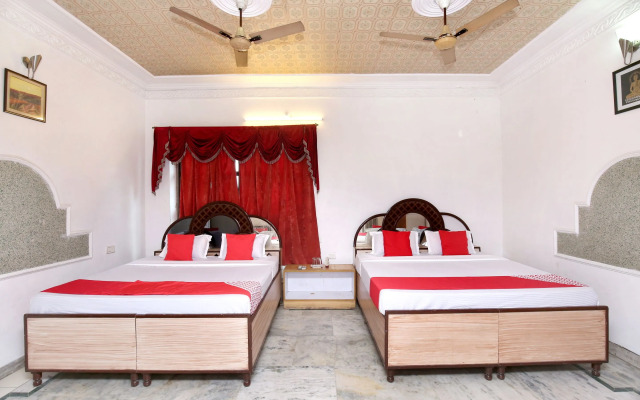 OYO 17430 Gulshah Hotel