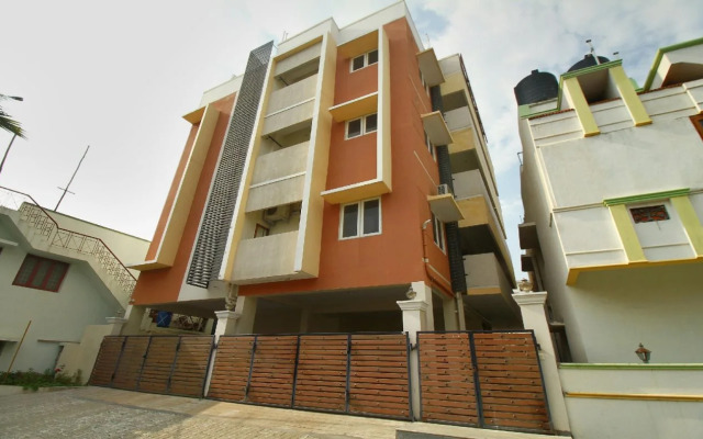 OYO 22536 Vishaak Inn