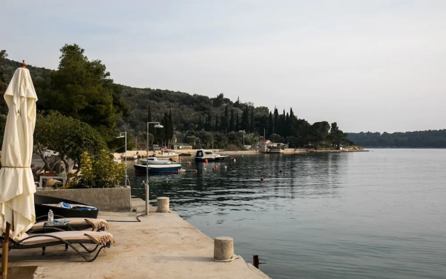 Apartment Frankie's Place - Two-bedroom Apartment With Terrace and Sea View