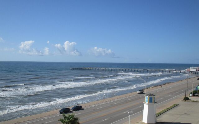 Best Western Plus Galveston Suites