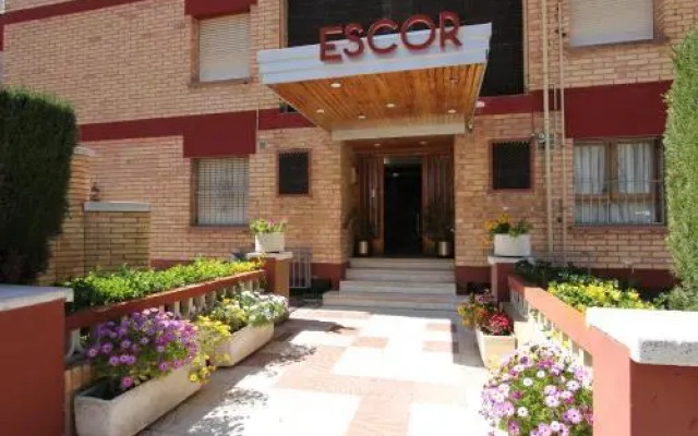 Apartment Escor 3000