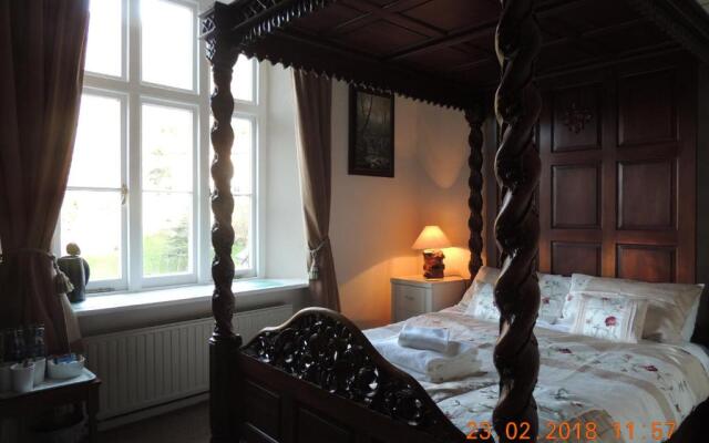 Orchard House Hotel