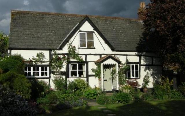 Harrowfields Bed & Breakfast