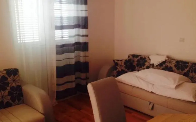 Apartments Premantura Dom