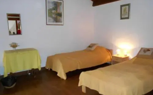 Les Hirondelles Chabanol