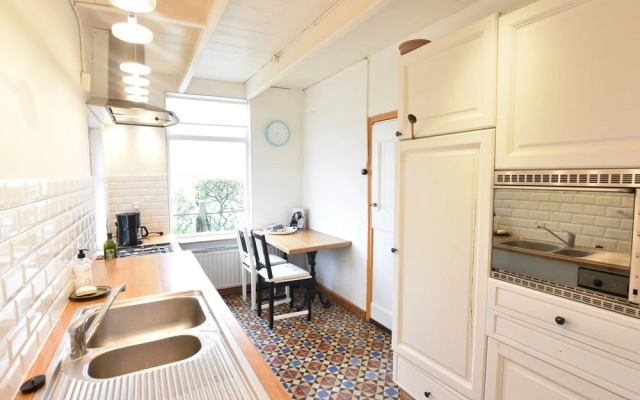 Quaint Holiday Home in Nieuwvliet-Bad near Sea Beach