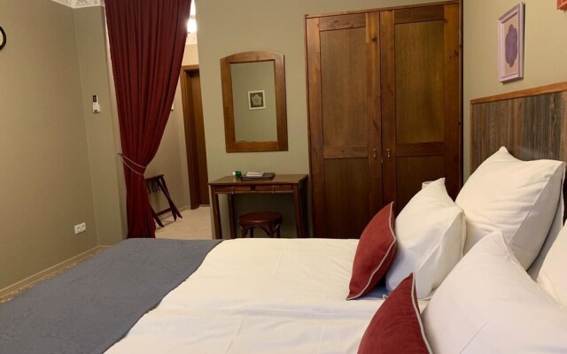 Altun Estate Hotel Lake House