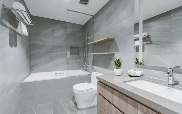 Lexington Apartments - Westlake