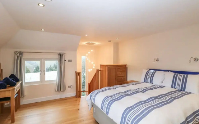 Penmarlam Quay Cottage