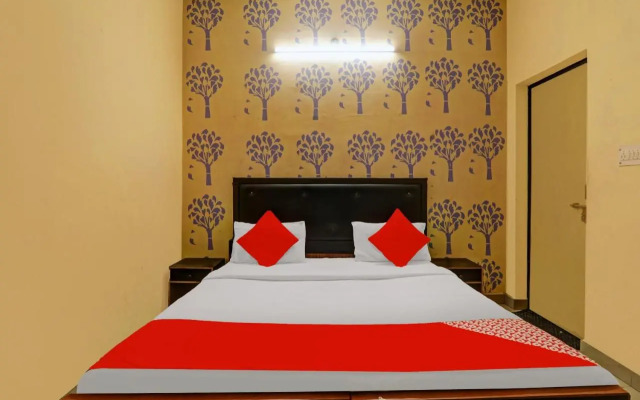 OYO Flagship 80553 Shubhangi Palace