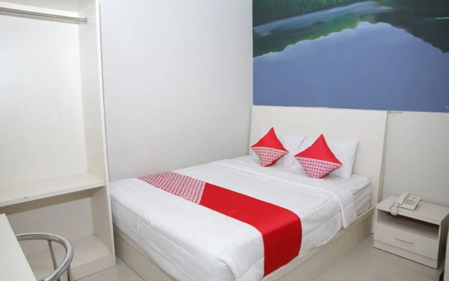Brizky Hotel by OYO Rooms