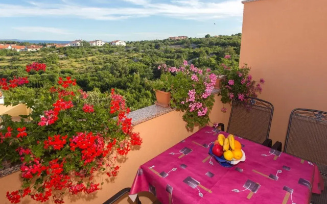 Scenic Elegant Apartments Krk With Balcony and Pool