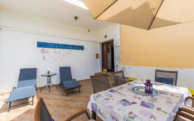 Amazing Home in Lun With Wifi and 3 Bedrooms