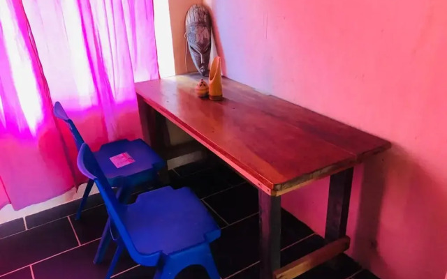 Scorpion Hill Lodge - Hostel