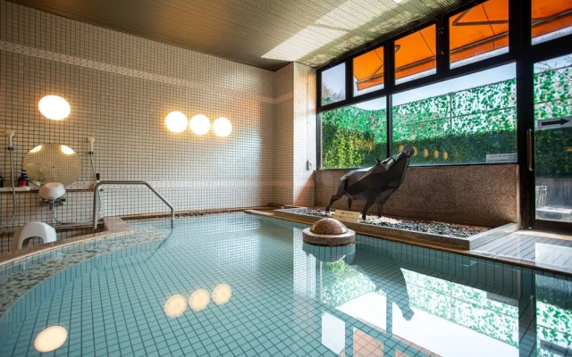 Hotel Second Stage