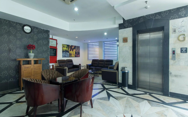 OYO 1045 Azimuth Hotel