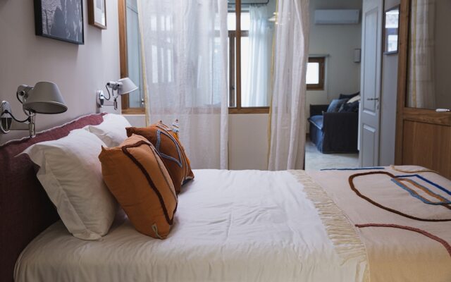 Les Suites The Marcel