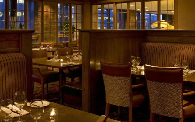 Delta Hotels by Marriott Calgary Downtown