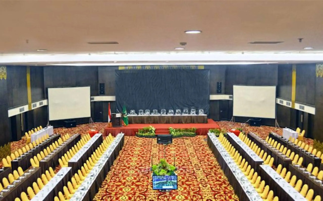 Kyriad Bumiminang Hotel