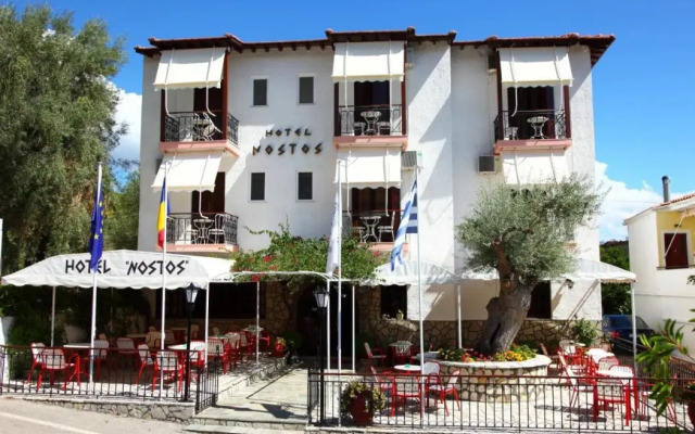 Hotel Nostos
