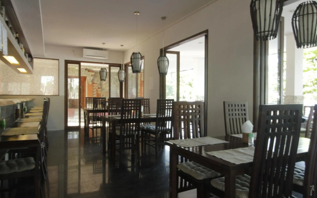 Alit Beach Resort and Villas