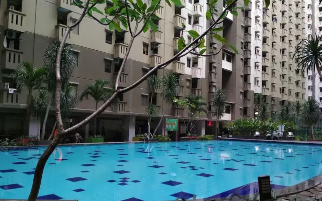 Spacious Studio Apartment At Gateway Ahmad Yani Cicadas