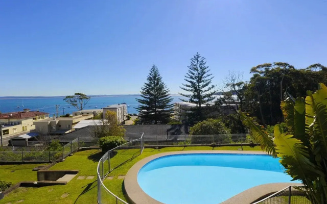 Sundeck Unit 6 - Shoal Bay