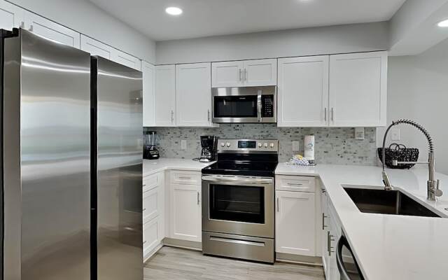 Pelican Beach by Southern Vacation Rentals