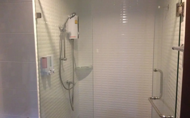The Sea Condo 51&49