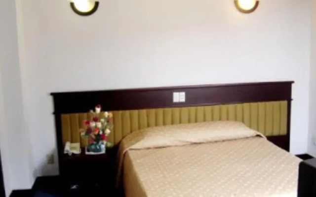 VMQ Hotel