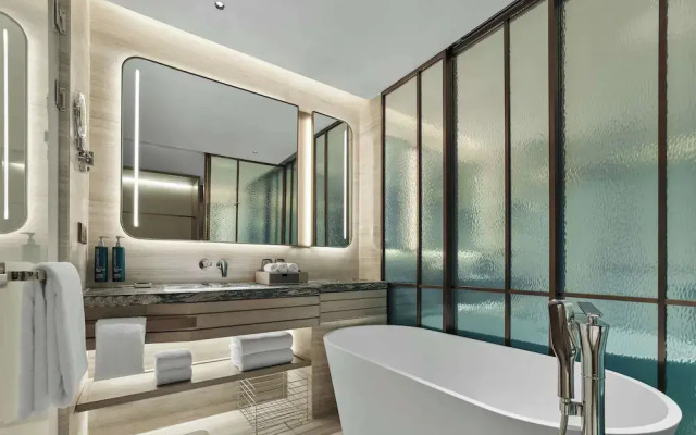 Doubletree By Hilton Chengdu Xinglong Lake