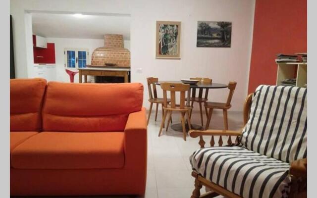 Relax house with swimming pool and a big garden