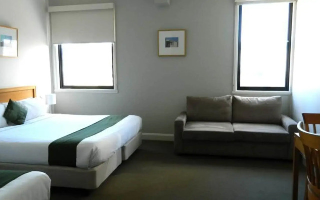 Flinders Luxury Penthouse