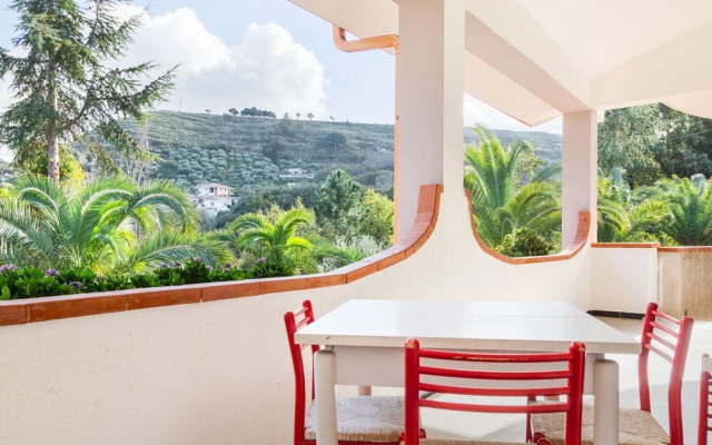 Pleasant Holiday Home in Tropea near Sea